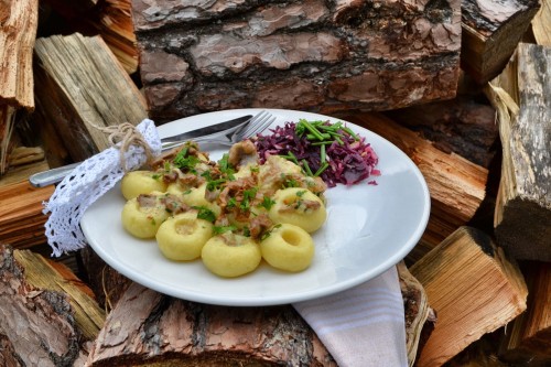 gulasz vege z kluskami.JPG